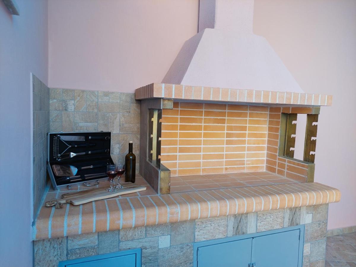 Royal Legend Suite Souda Bagian luar foto